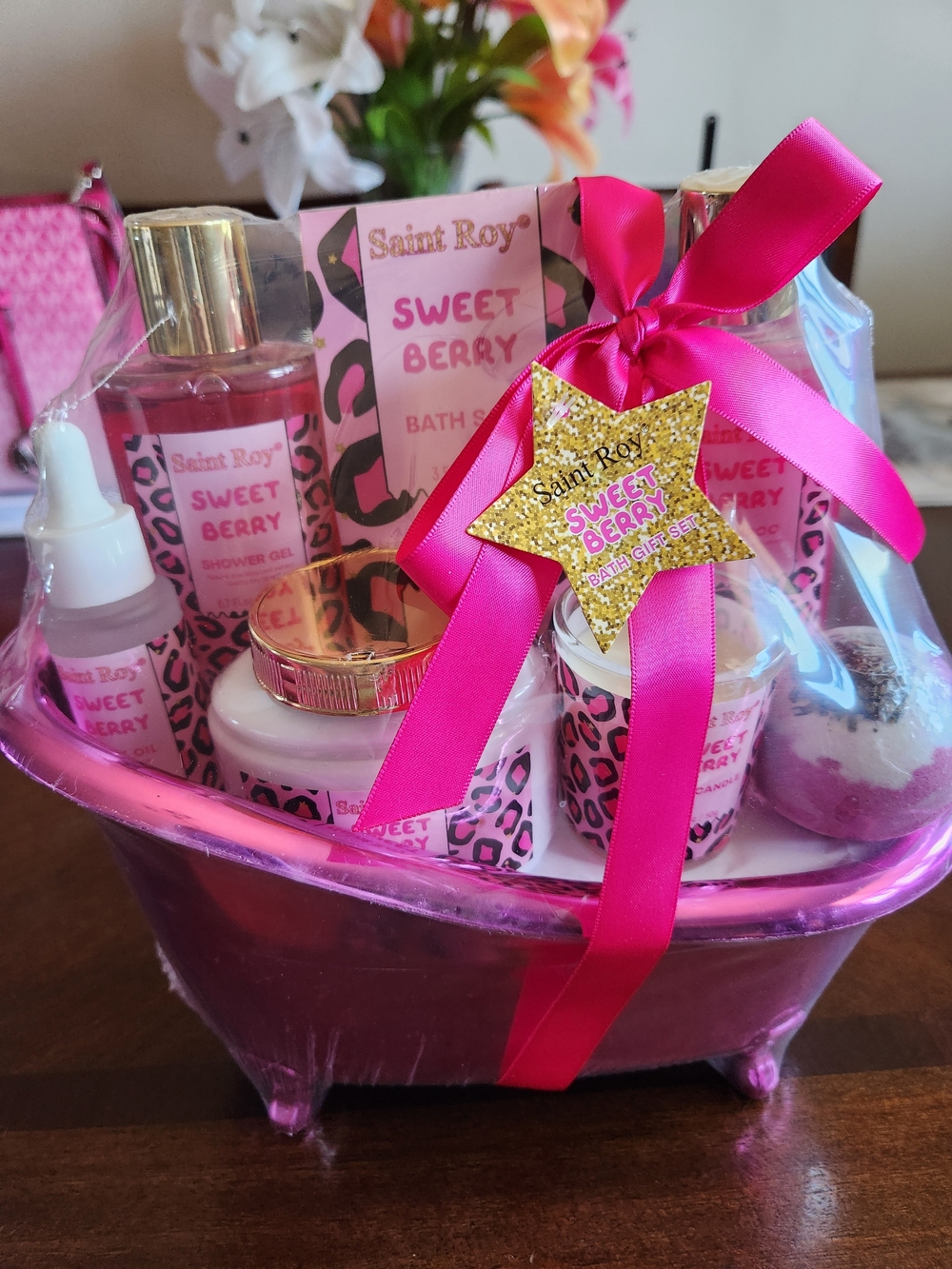 NWT Sweet Berry Bath & Body Gift Set - Hot Pink
